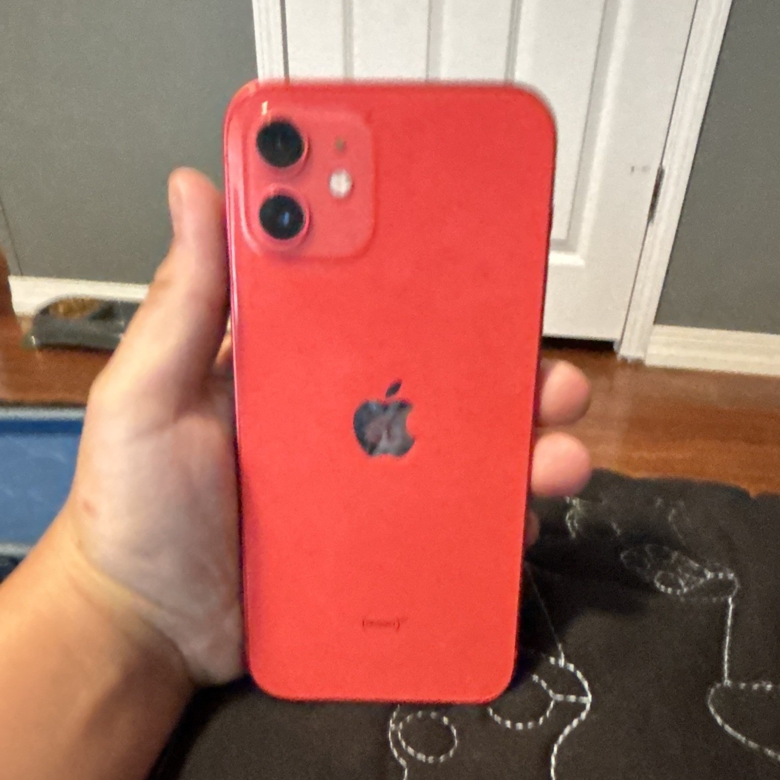 Apple iPhone 12 (PRODUCT)RED 512GB Unlocked iOS 6.1in 12MP Wi‑Fi BT