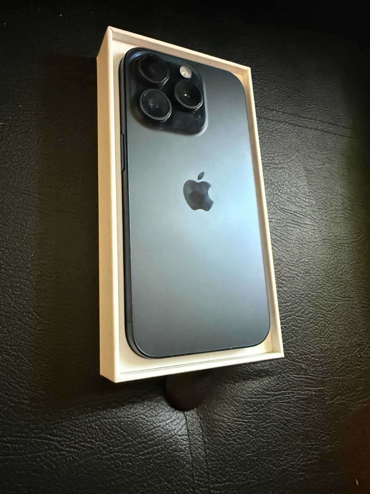 Apple iPhone 15 Pro – 1 TB – Blue Titanium (Verizon)